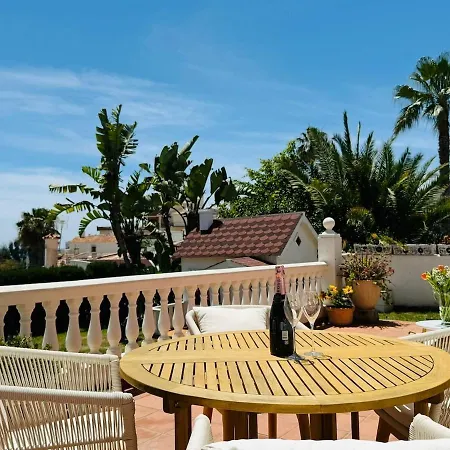 Βίλα Luxury Modern Beachfront *